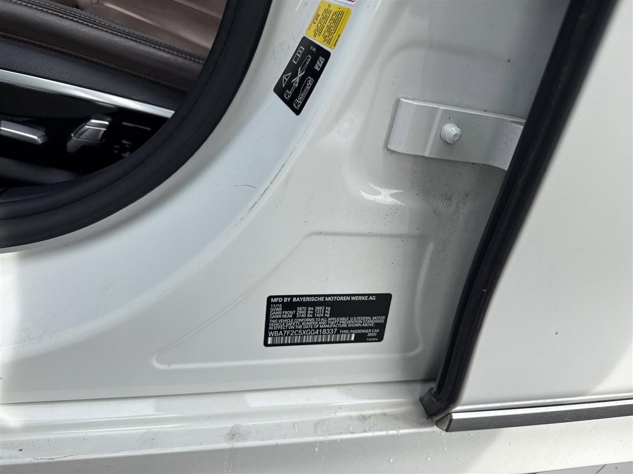 BMW 7 Series 4dr Sdn 750i xDrive AWD 2016