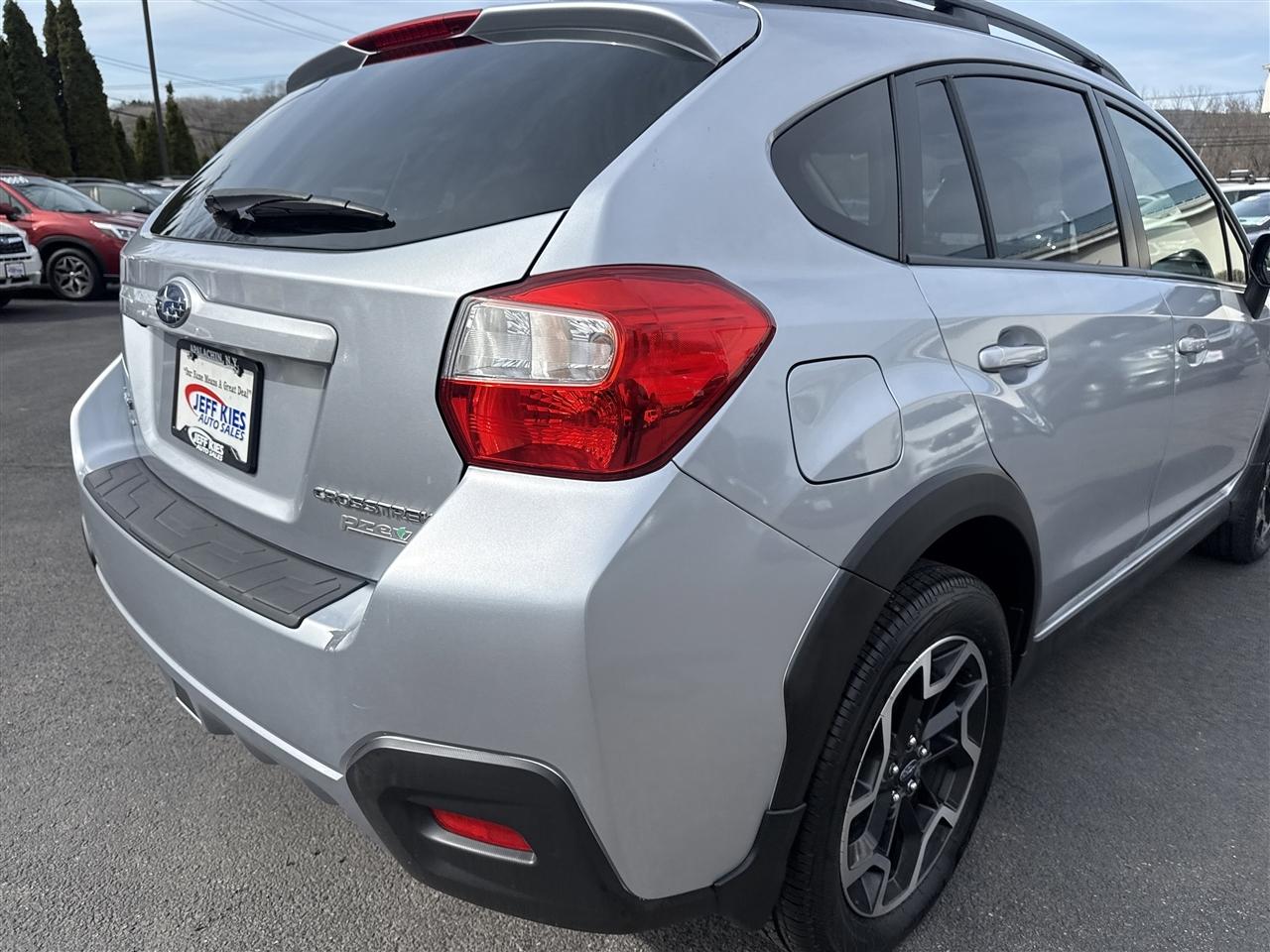 Subaru Crosstrek 2.0i Limited CVT 2017
