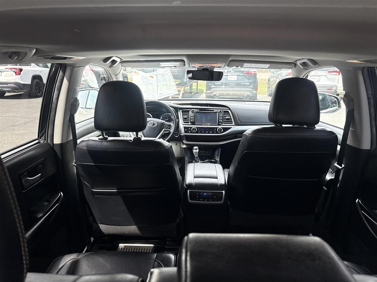 Toyota Highlander XLE V6 AWD (Natl) 2019