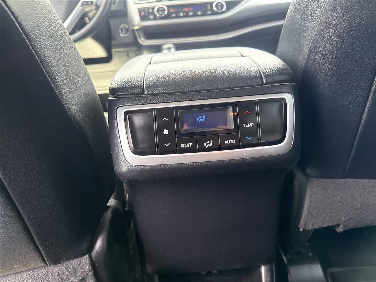 Toyota Highlander XLE V6 AWD (Natl) 2019