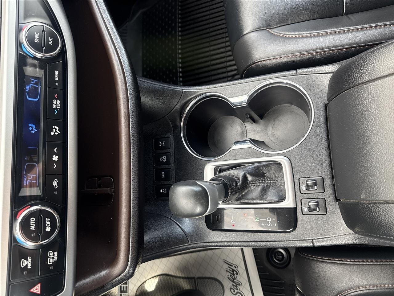 Toyota Highlander XLE V6 AWD (Natl) 2019