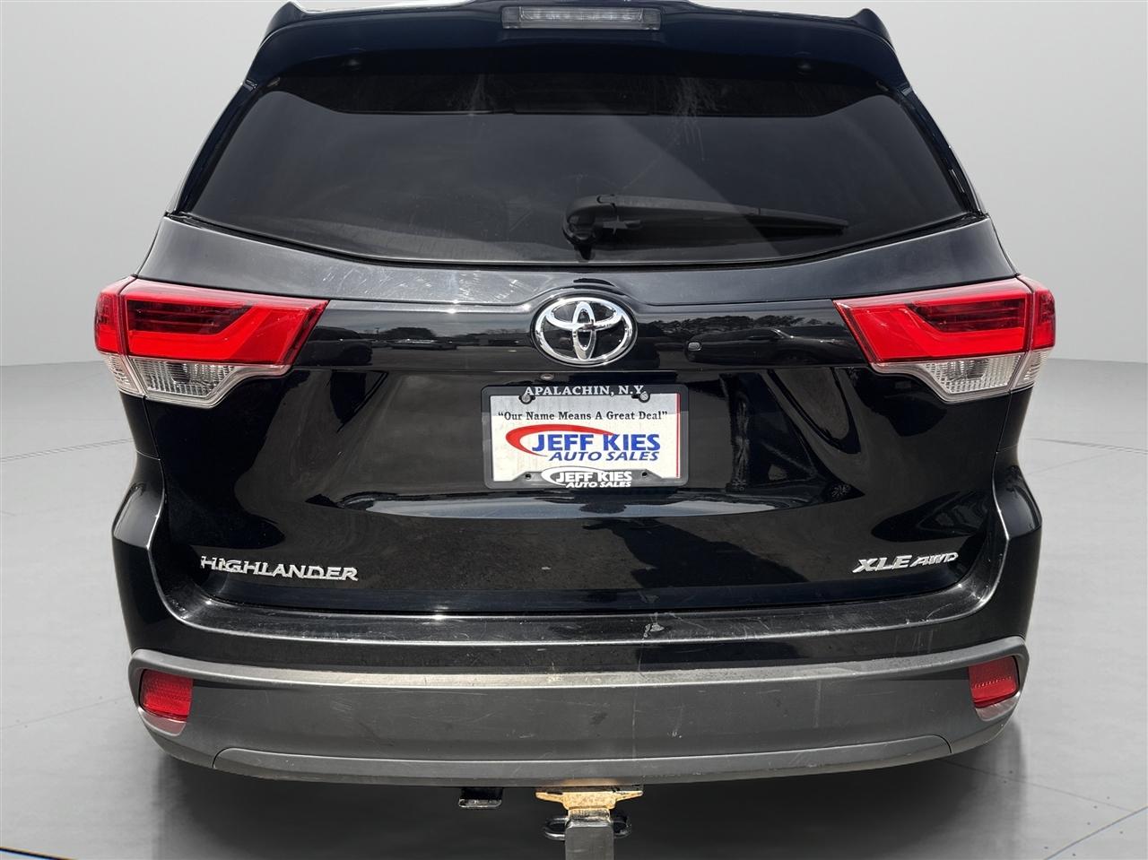 Toyota Highlander XLE V6 AWD (Natl) 2019