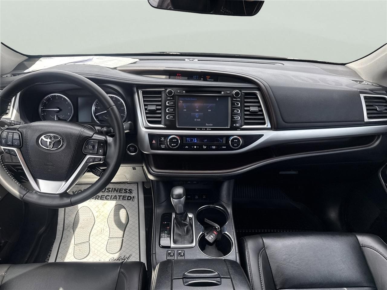 Toyota Highlander XLE V6 AWD (Natl) 2019