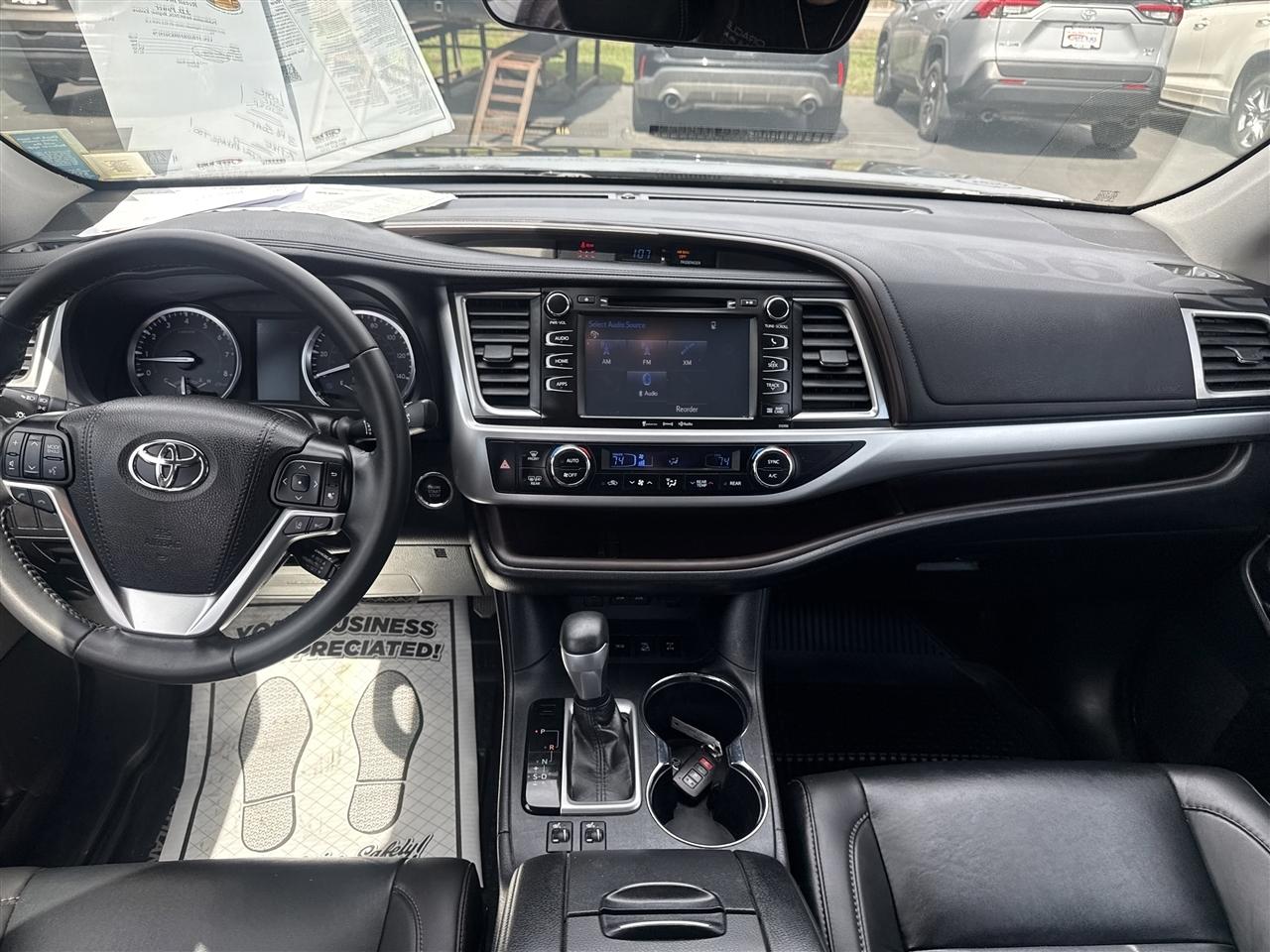 Toyota Highlander XLE V6 AWD (Natl) 2019