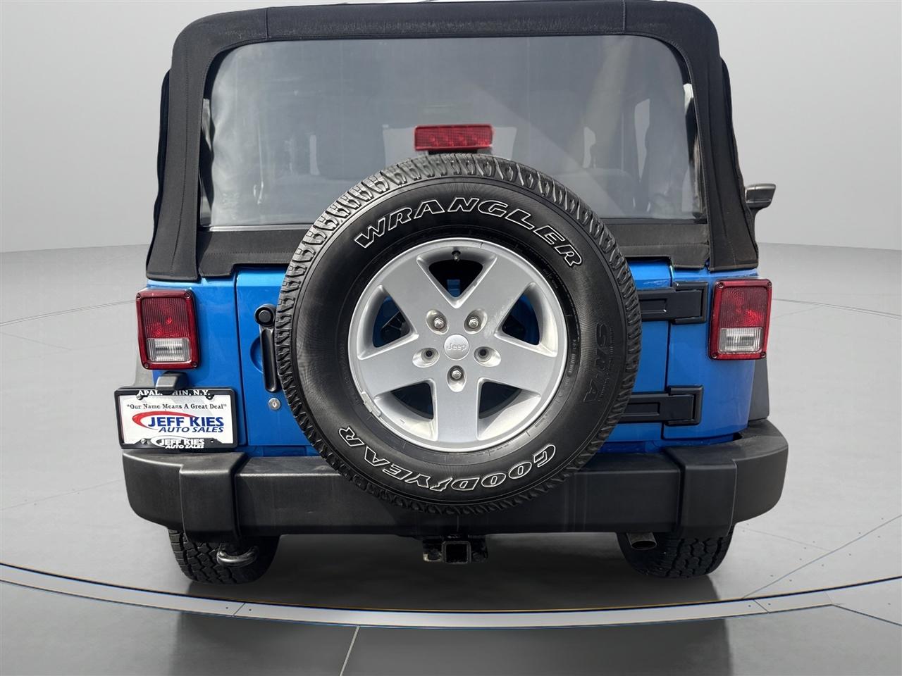 Jeep Wrangler 4WD 2dr Sport 2015