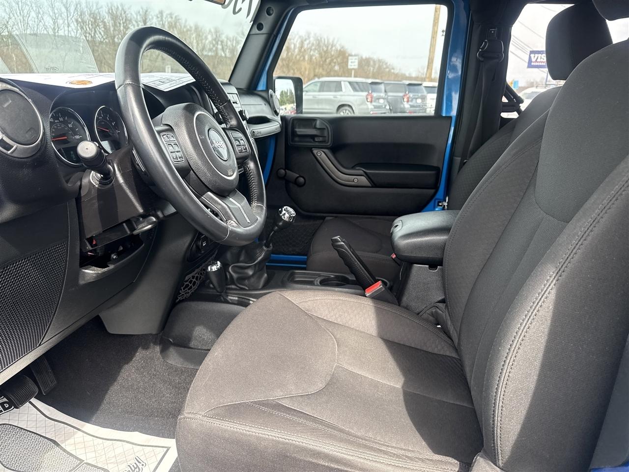 Jeep Wrangler 4WD 2dr Sport 2015