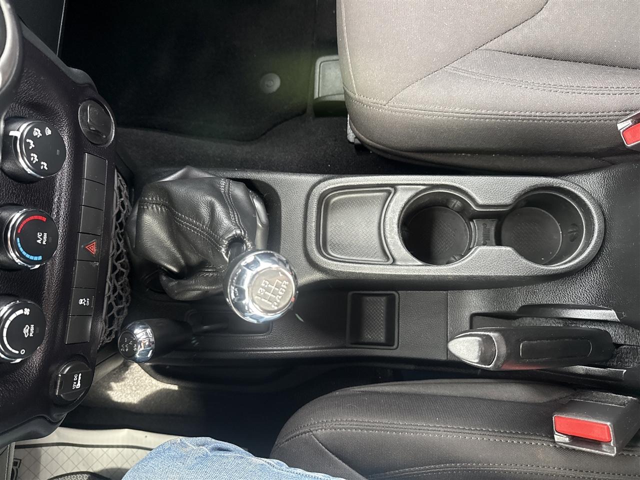 Jeep Wrangler 4WD 2dr Sport 2015