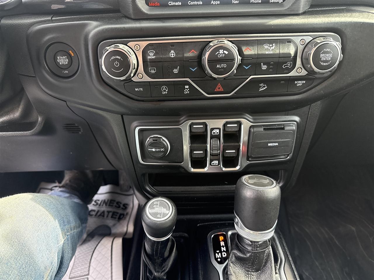 Jeep Wrangler Unlimited Sahara Altitude 4x4 2021