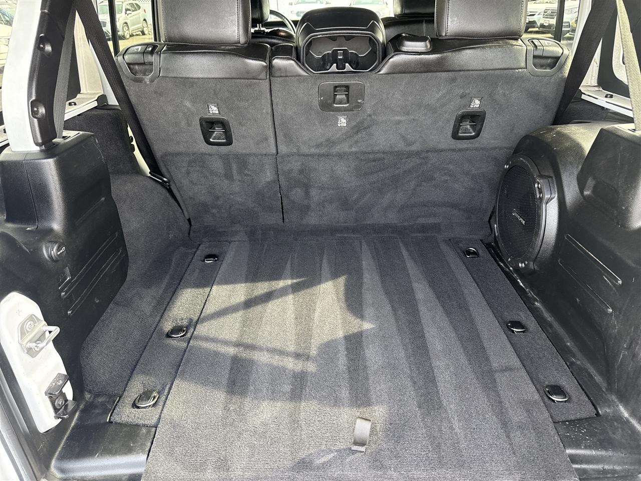 Jeep Wrangler Unlimited Sahara Altitude 4x4 2021