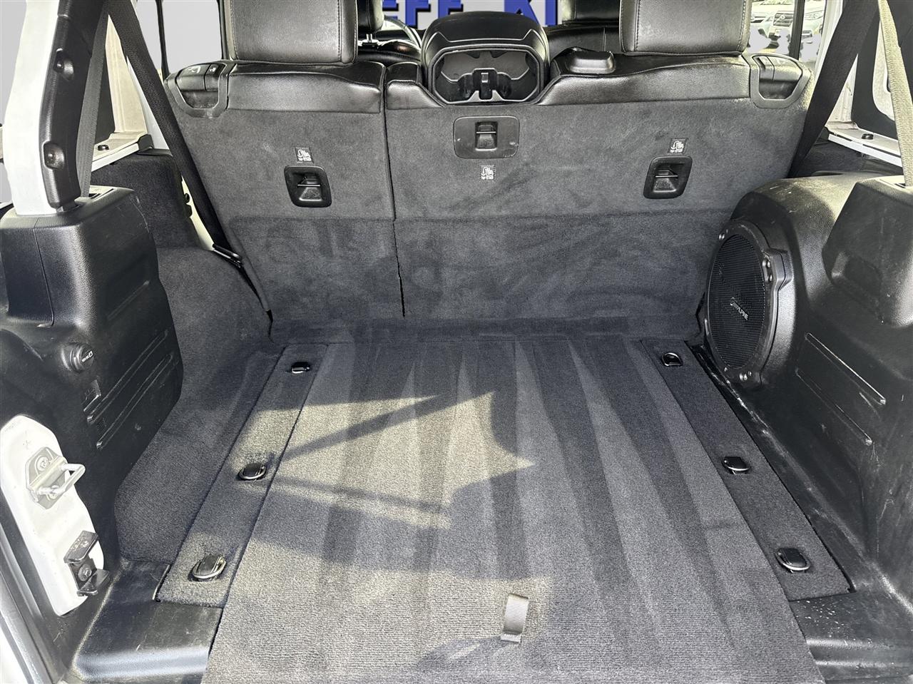 Jeep Wrangler Unlimited Sahara Altitude 4x4 2021