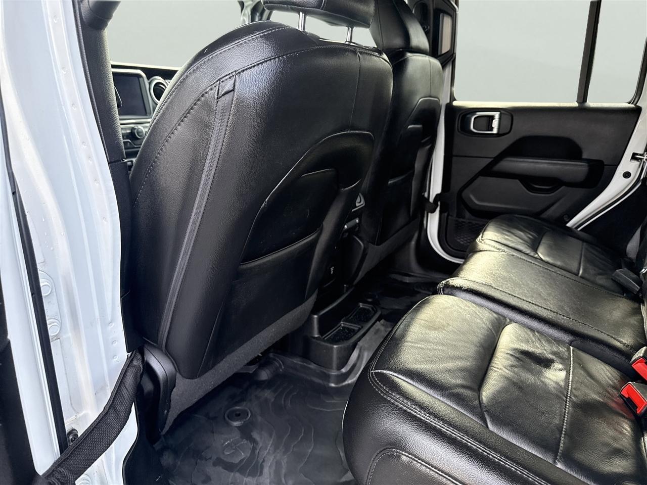 Jeep Wrangler Unlimited Sahara Altitude 4x4 2021