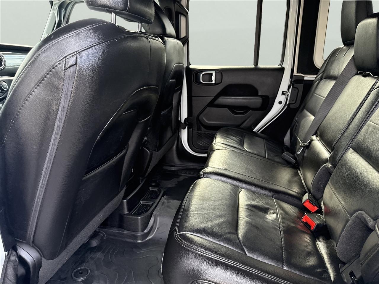 Jeep Wrangler Unlimited Sahara Altitude 4x4 2021