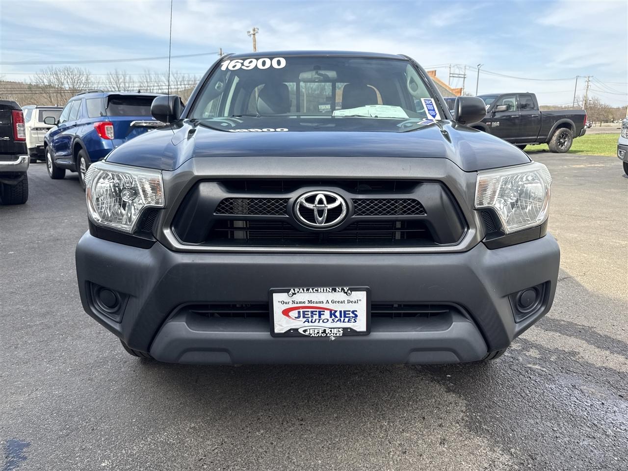 Toyota Tacoma 2WD Access Cab I4 MT (Natl) 2014