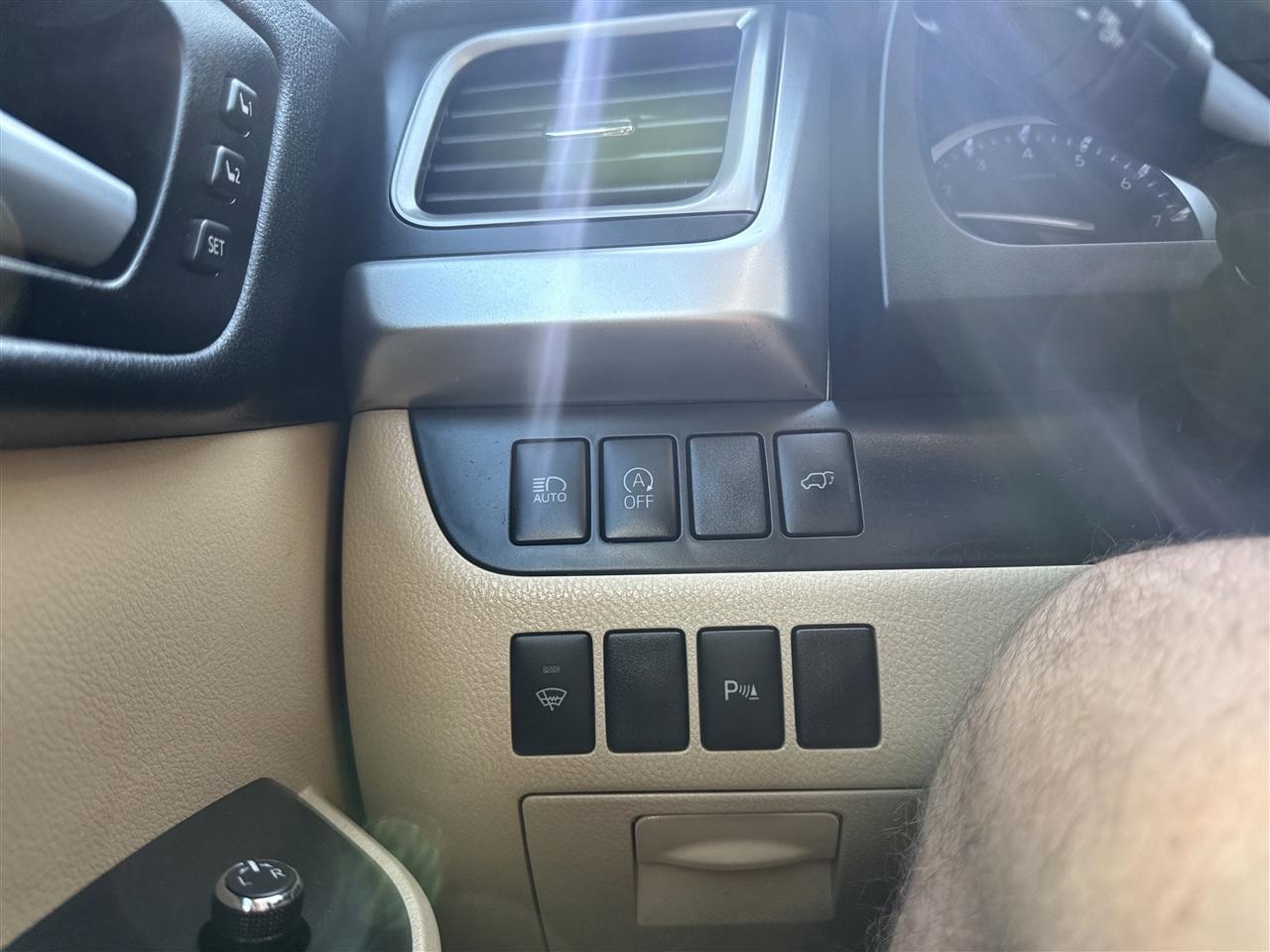 Toyota Highlander Limited V6 AWD (Natl) 2018