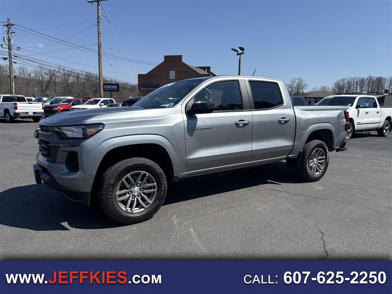 2024 Chevrolet Colorado 4WD Crew Cab LT