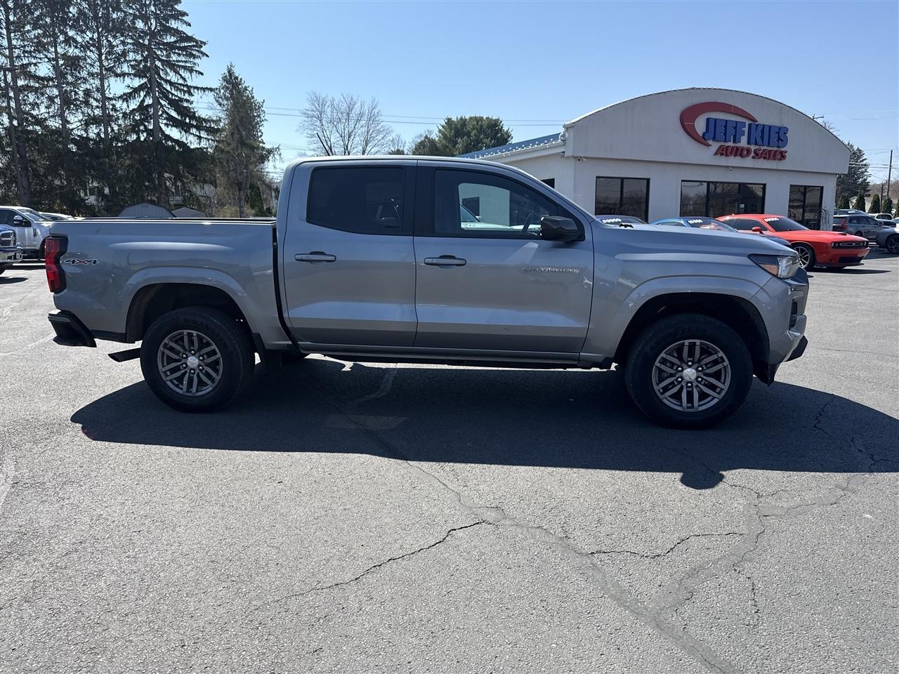 Chevrolet Colorado 4WD Crew Cab LT 2024