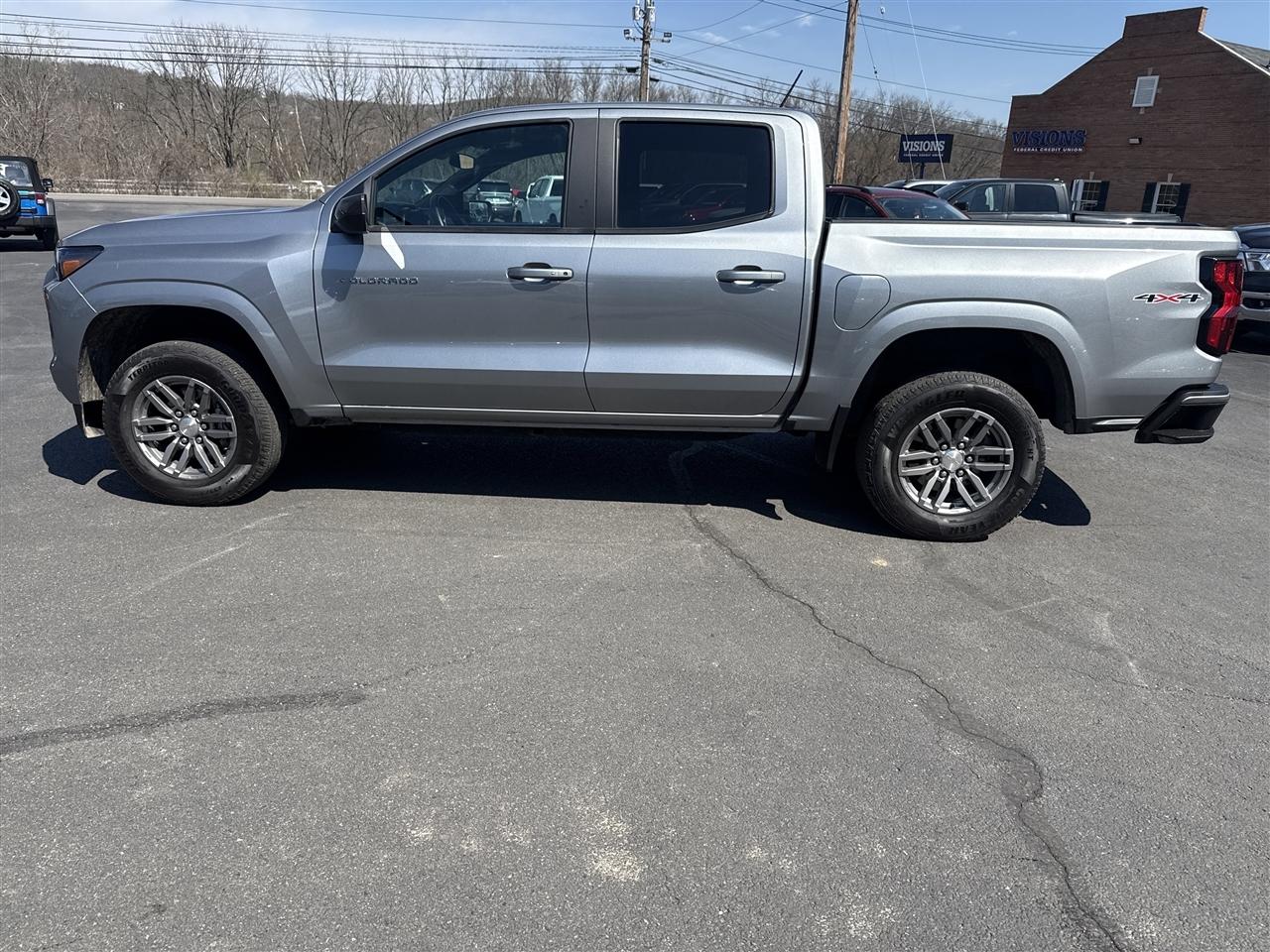 Chevrolet Colorado 4WD Crew Cab LT 2024