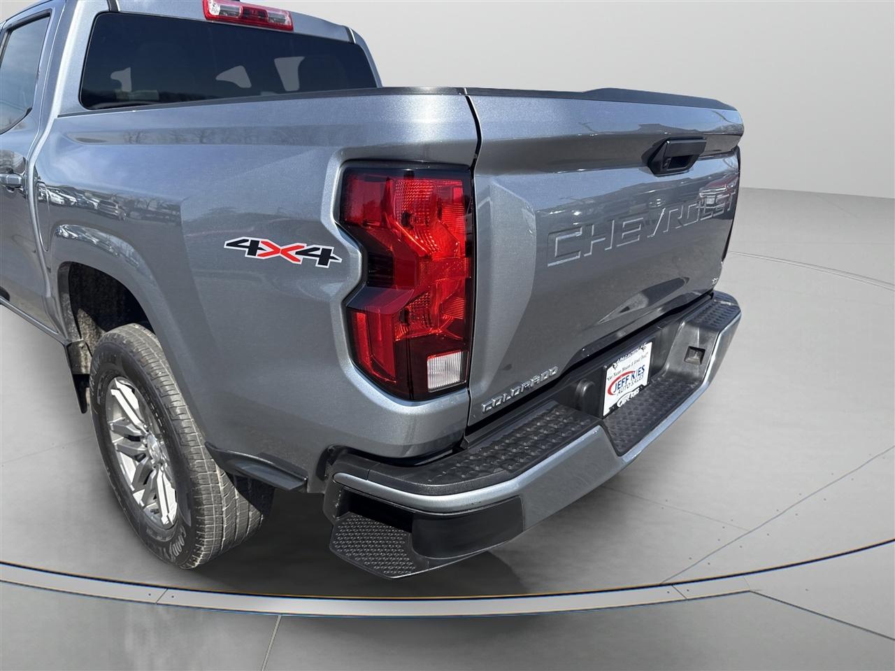 Chevrolet Colorado 4WD Crew Cab LT 2024