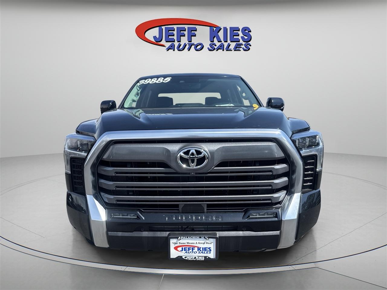 Toyota Tundra 4WD Limited CrewMax 5.5' Bed (Natl) 2023