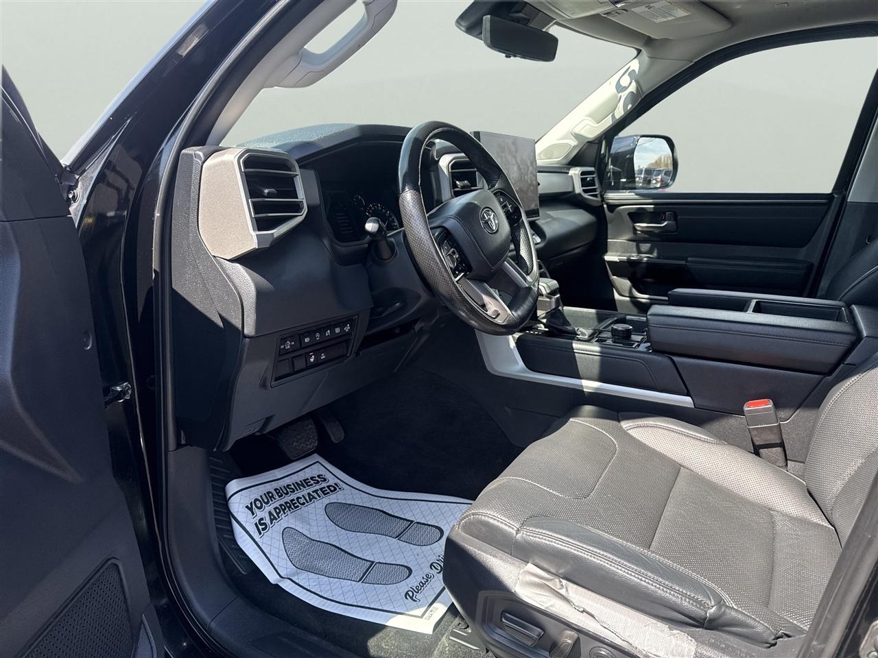 Toyota Tundra 4WD Limited CrewMax 5.5' Bed (Natl) 2023