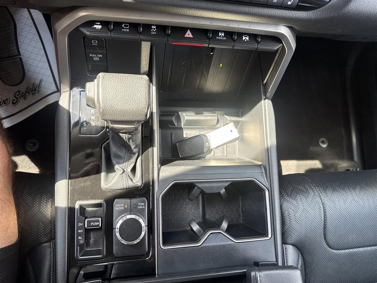 Toyota Tundra 4WD Limited CrewMax 5.5' Bed (Natl) 2023