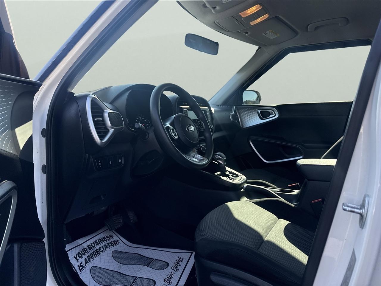 Kia Soul LX IVT 2020