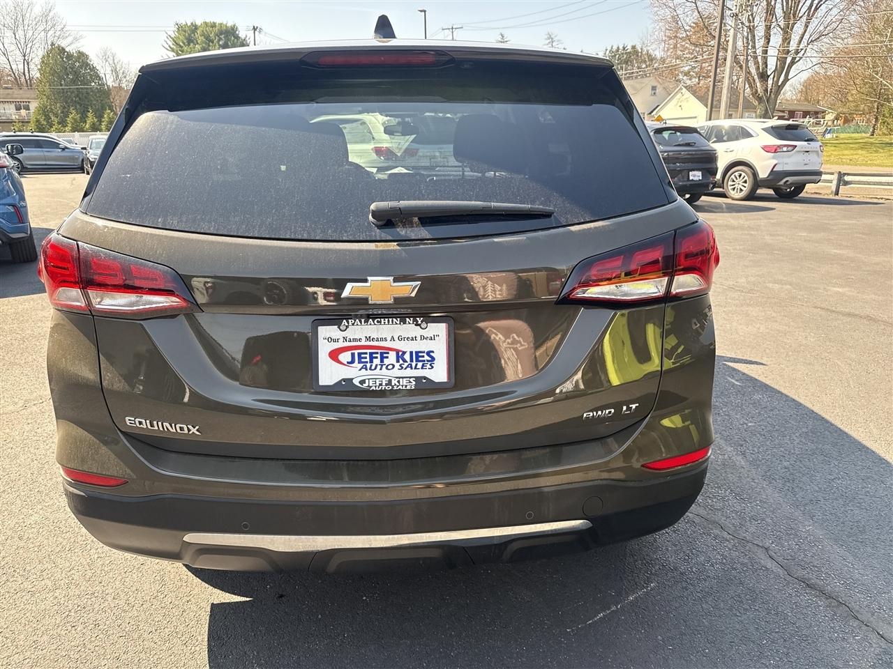 Chevrolet Equinox AWD 4dr LT w/1LT 2023