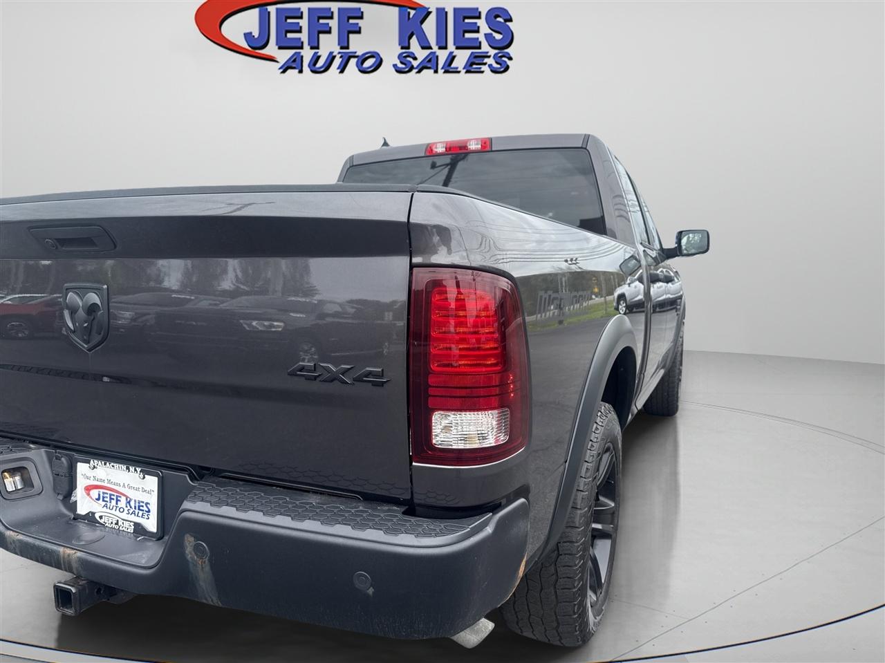 RAM 1500 Classic Warlock 4x4 Quad Cab 6'4" Box 2022