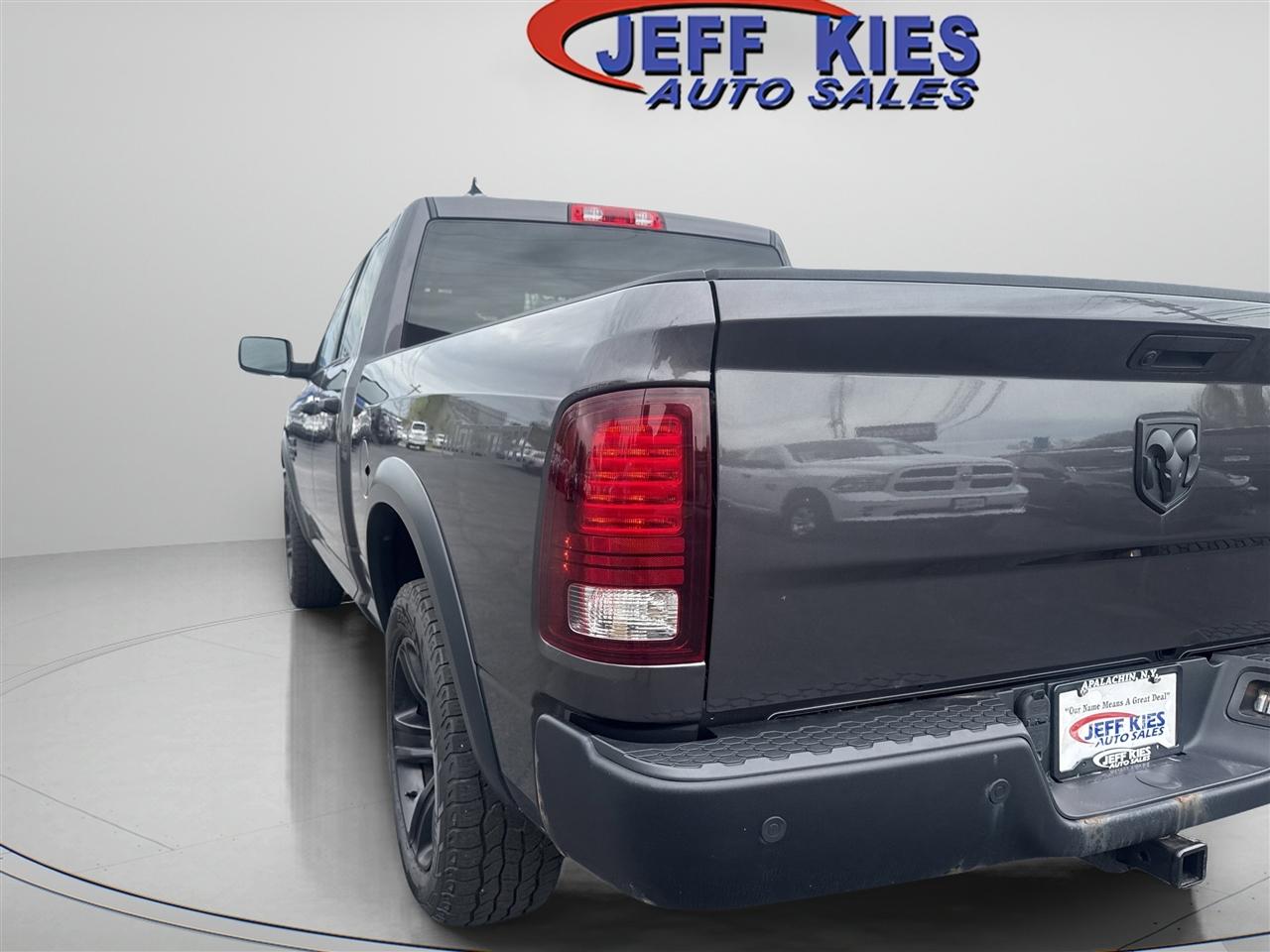 RAM 1500 Classic Warlock 4x4 Quad Cab 6'4" Box 2022