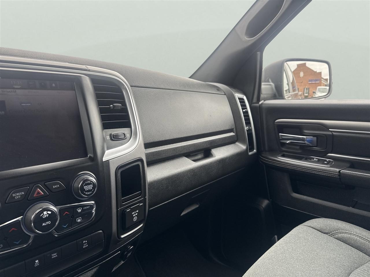 RAM 1500 Classic Warlock 4x4 Quad Cab 6'4" Box 2022