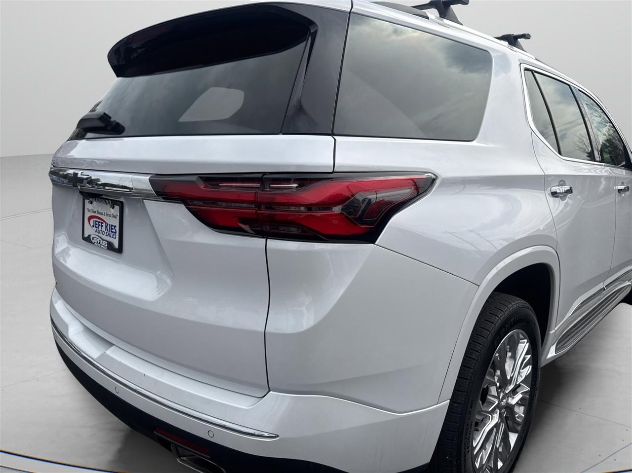 Chevrolet Traverse AWD 4dr High Country 2023