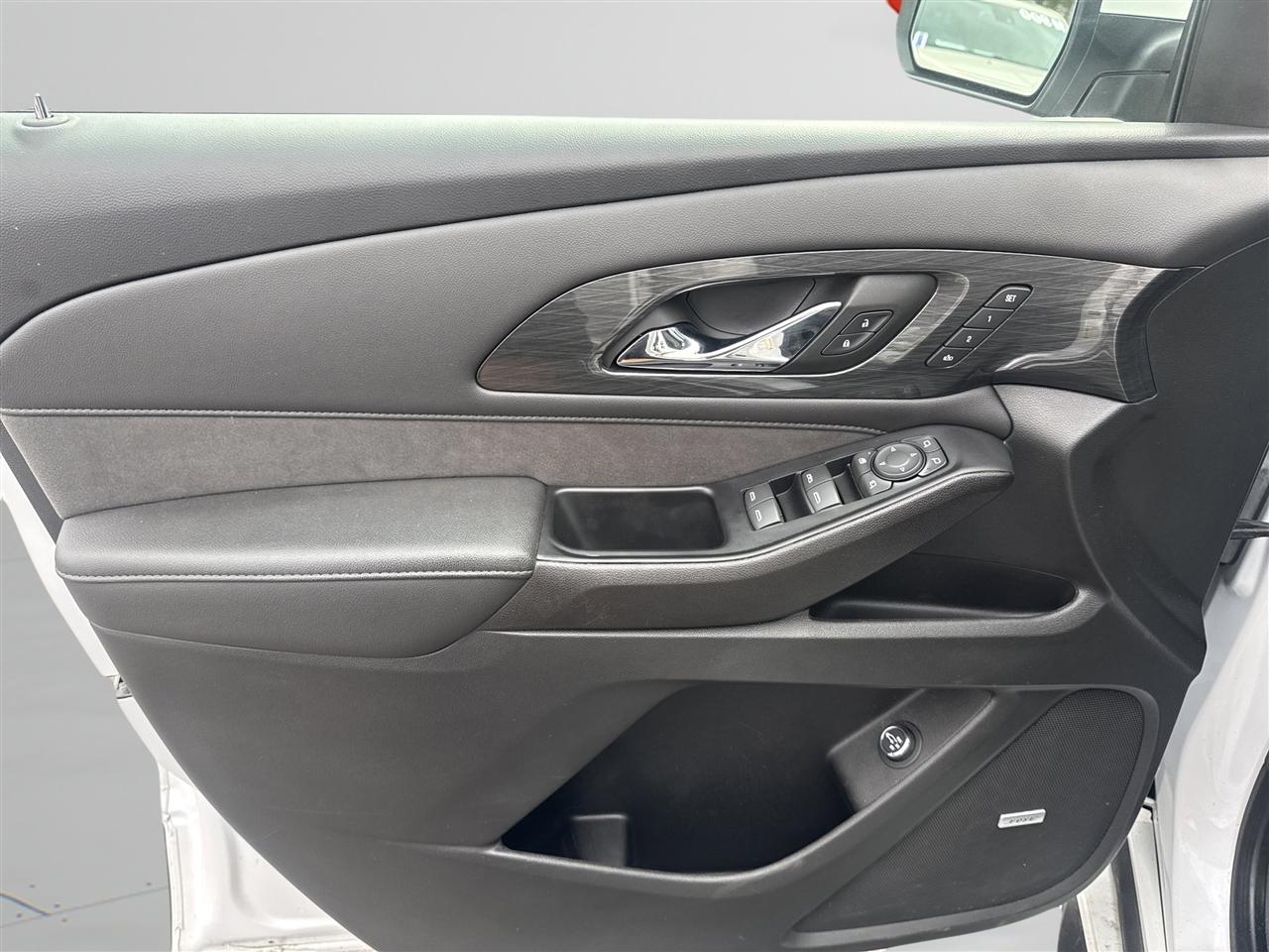 Chevrolet Traverse AWD 4dr High Country 2023