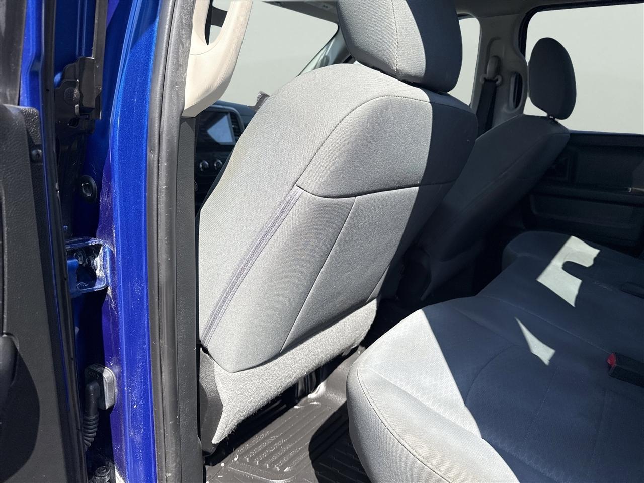 RAM 1500 Express 4x4 Quad Cab 6'4" Box 2018