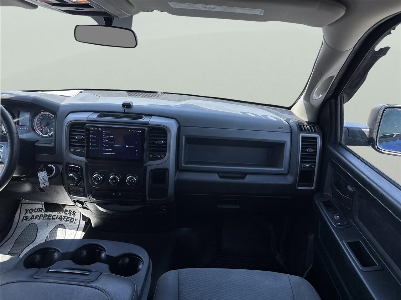 RAM 1500 Express 4x4 Quad Cab 6'4" Box 2018