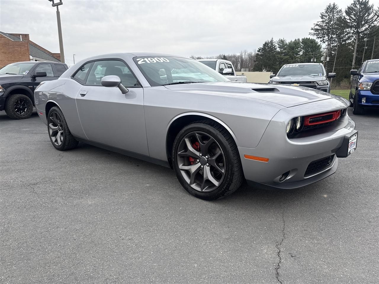 Dodge Challenger SXT Plus RWD 2018