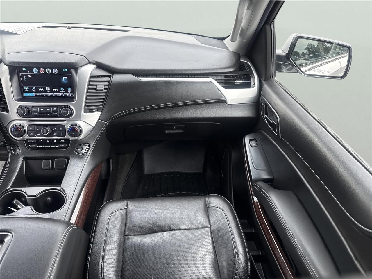 GMC Yukon 4WD 4dr SLT 2017