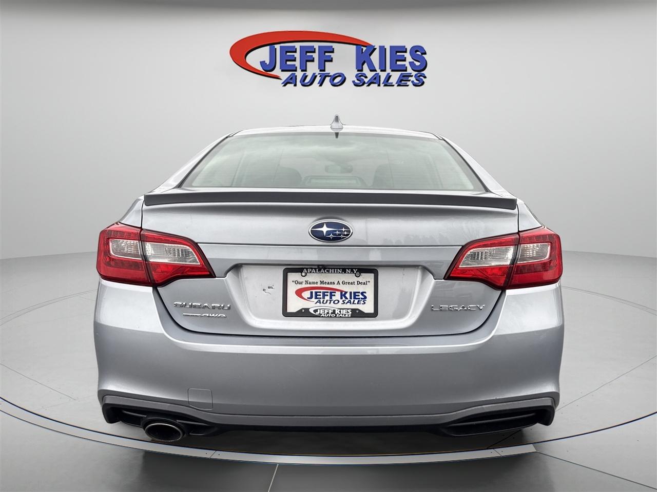 Subaru Legacy 2.5i Premium 2019
