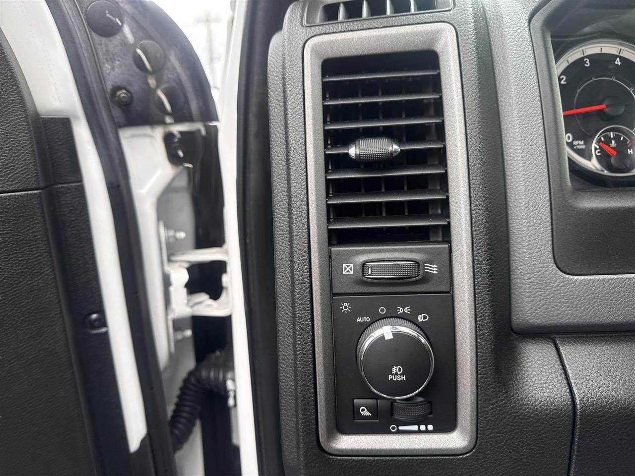 RAM 1500 Classic Express 4x4 Quad Cab 6'4" Box 2019
