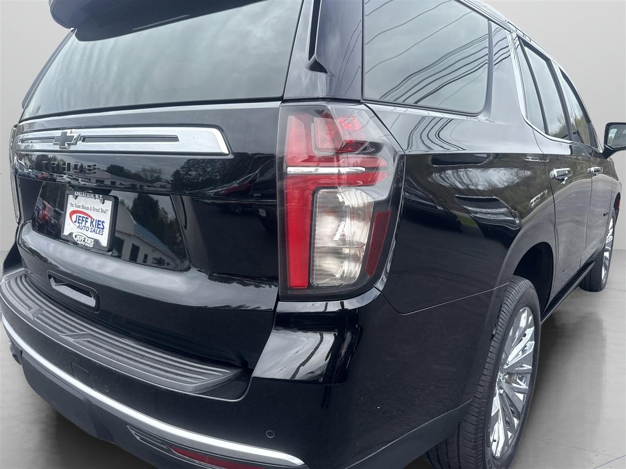 Chevrolet Tahoe 4WD 4dr High Country 2022