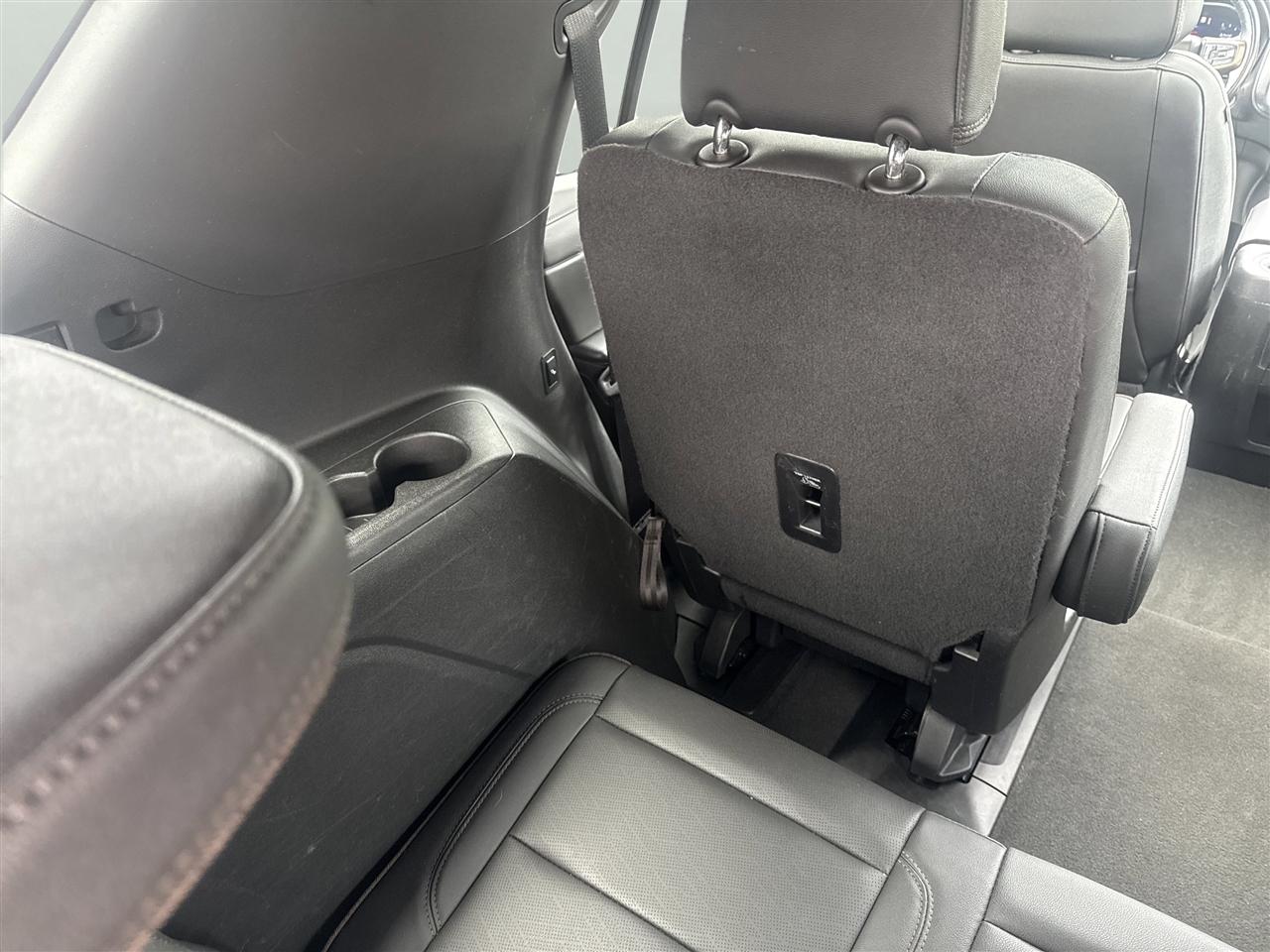 Chevrolet Tahoe 4WD 4dr High Country 2022