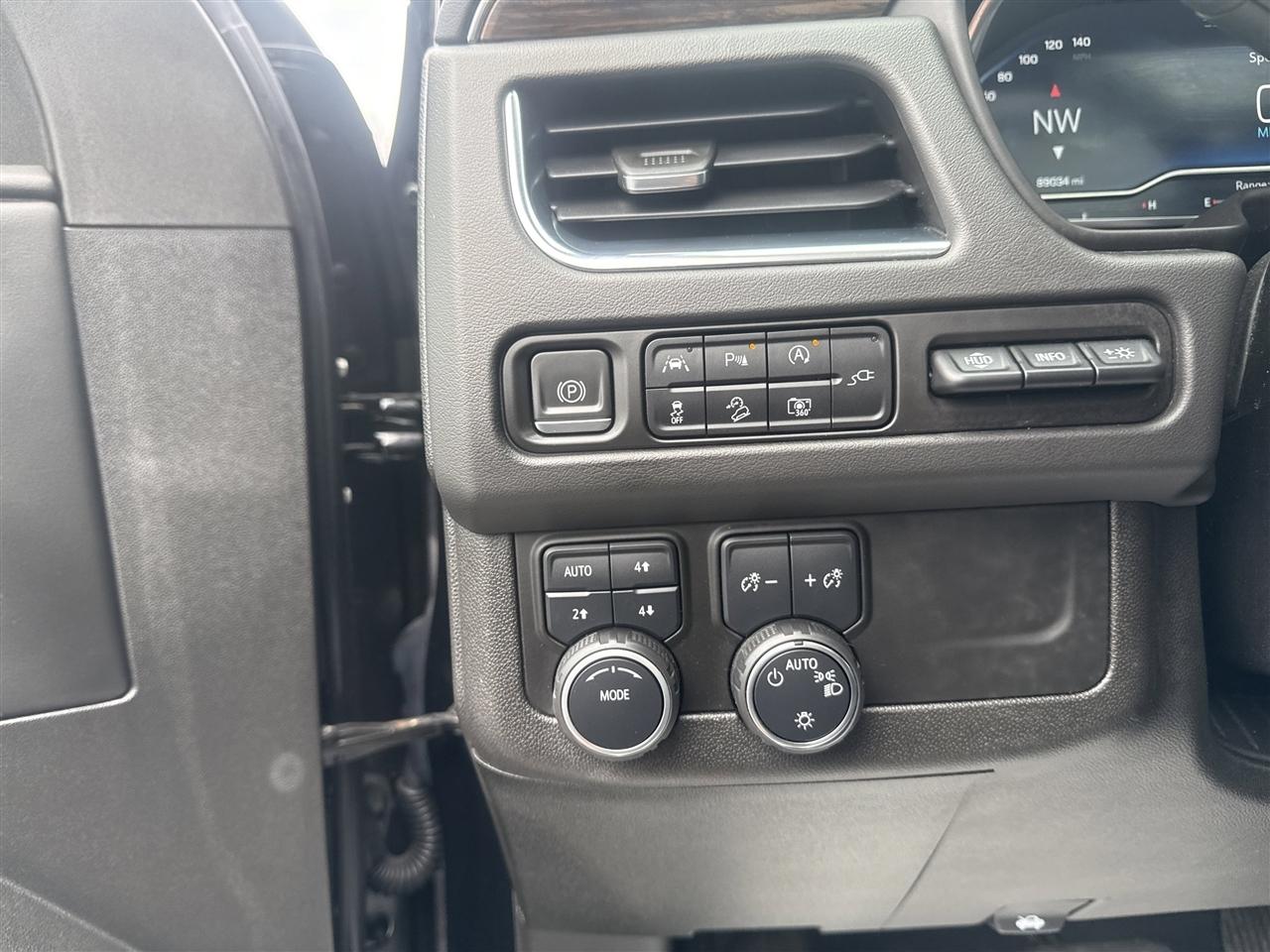 Chevrolet Tahoe 4WD 4dr High Country 2022