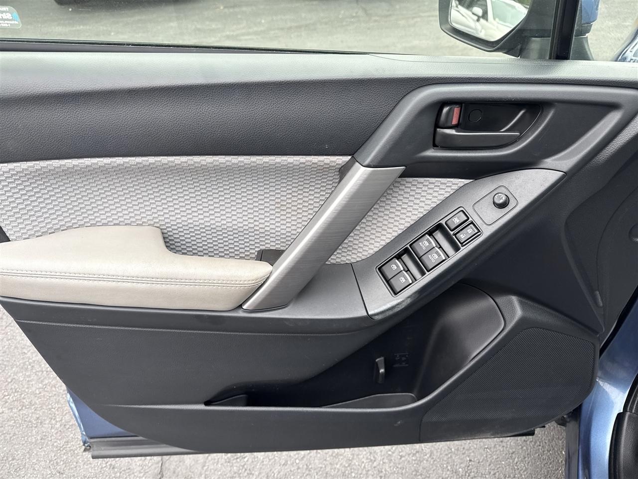 Subaru Forester 2.5i Premium CVT 2017