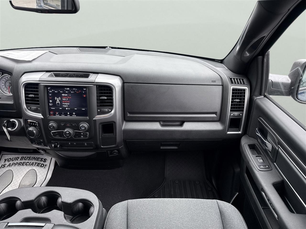 RAM 1500 Classic Warlock 4x4 Quad Cab 6'4" Box 2021