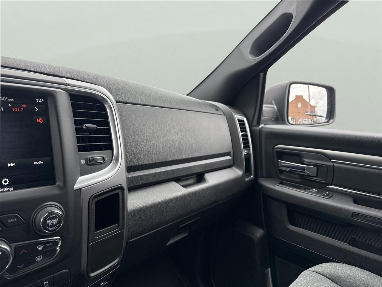RAM 1500 Classic Warlock 4x4 Quad Cab 6'4" Box 2021
