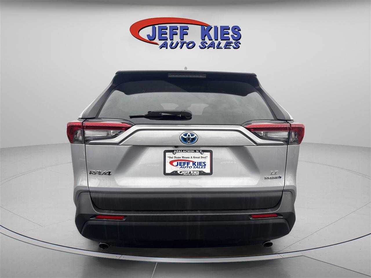 Toyota RAV4 Hybrid LE AWD (Natl) 2019