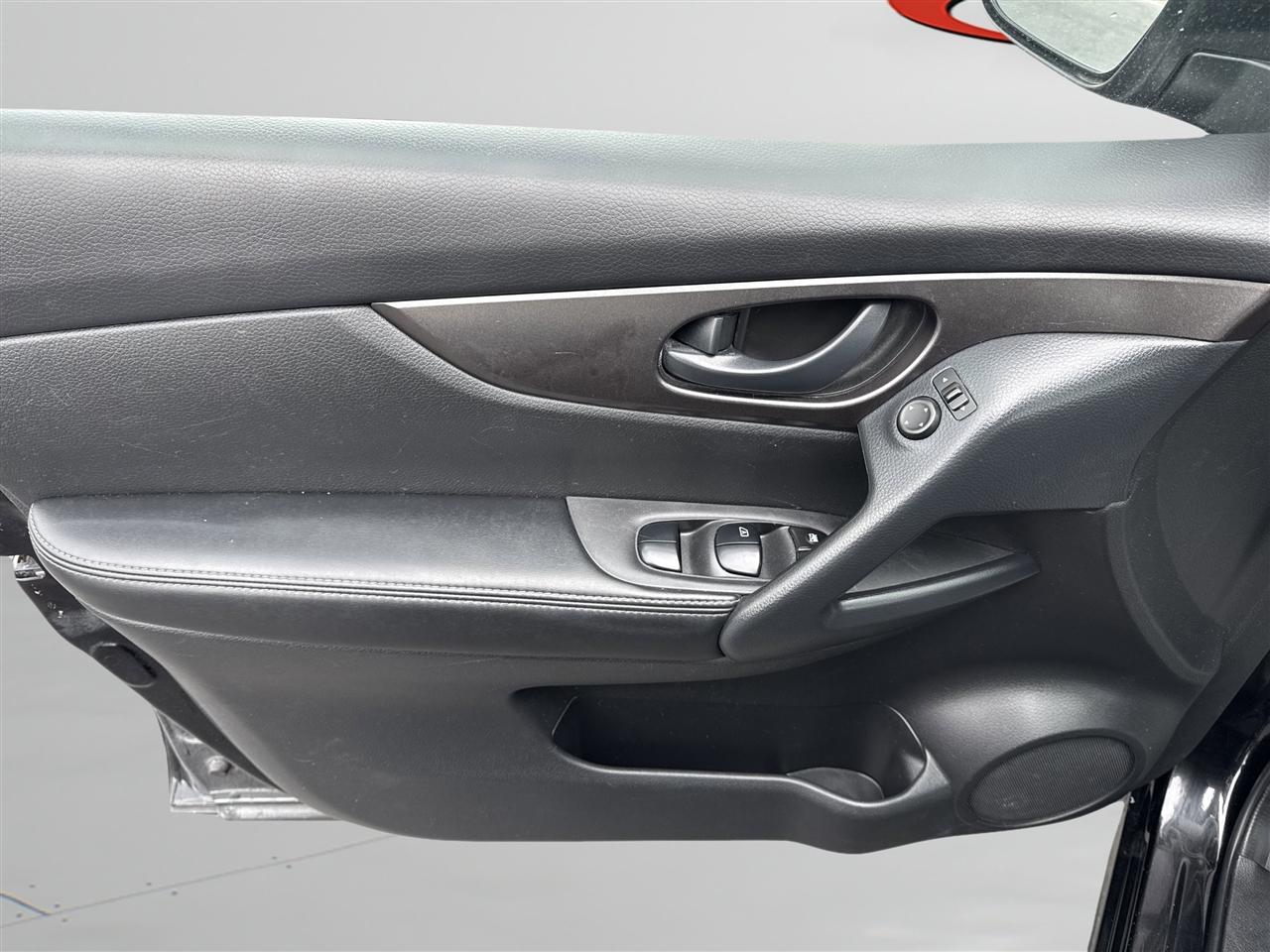 Nissan Rogue Sport FWD S 2020