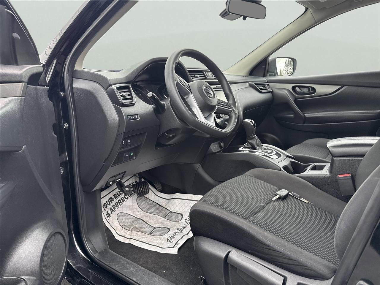 Nissan Rogue Sport FWD S 2020