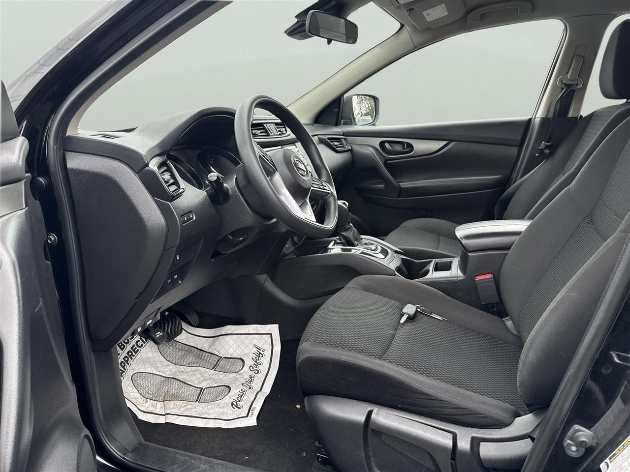 Nissan Rogue Sport FWD S 2020