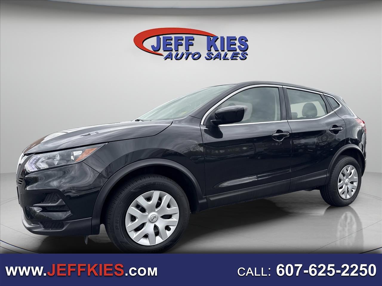 2020 Nissan Rogue Sport FWD S