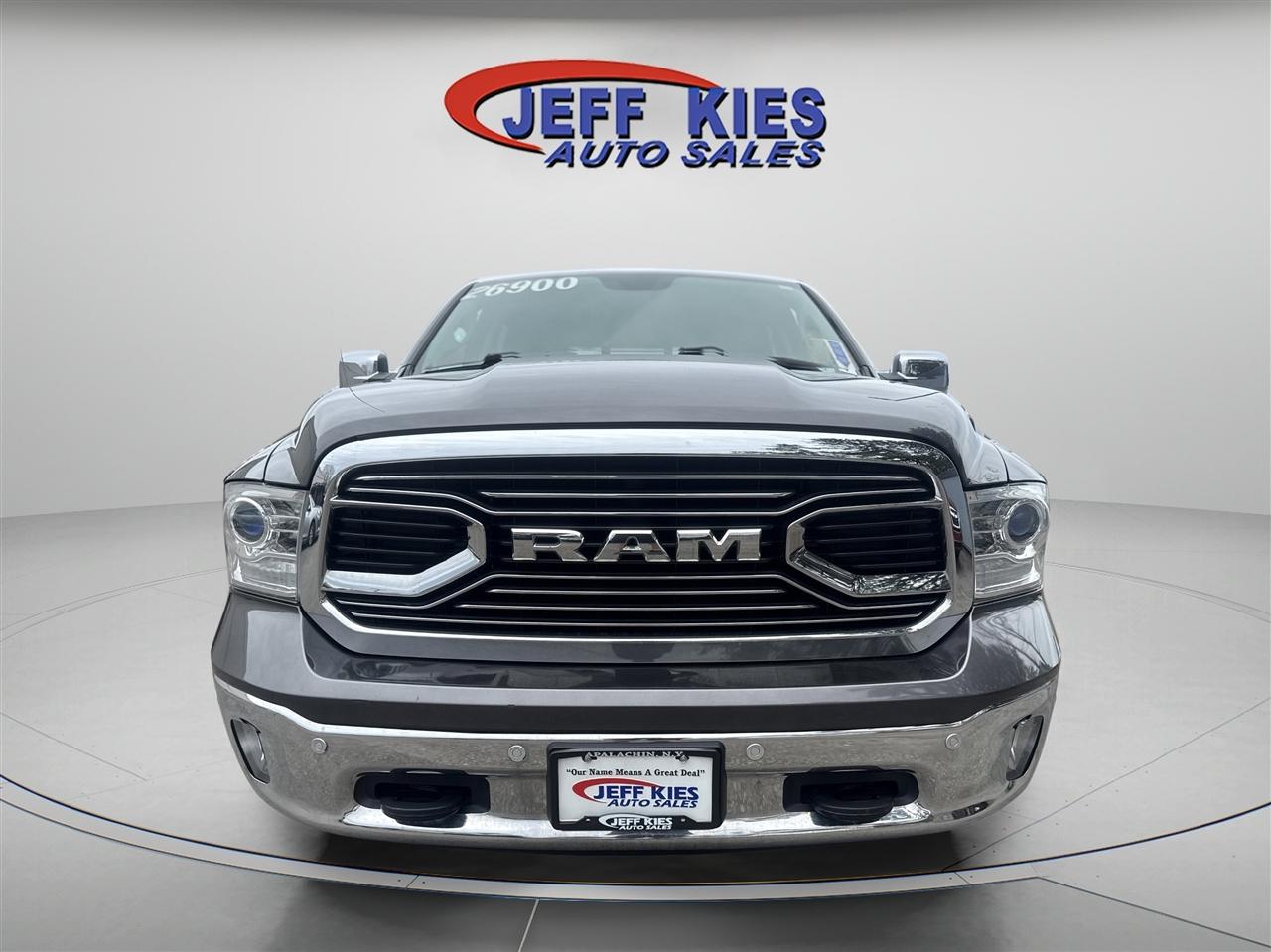 RAM 1500 Longhorn 4x4 Crew Cab 6'4" Box 2017